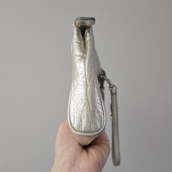 Coach Wristlet - Picture 14 of 17